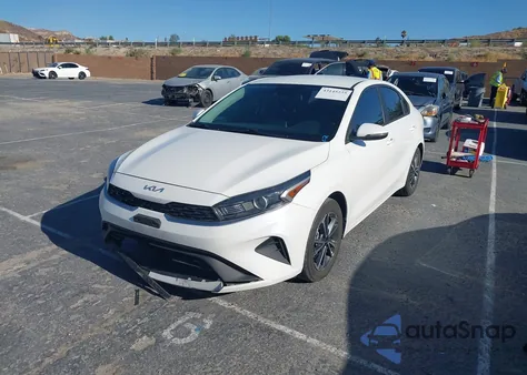 2022 Kia Forte Lxs из США, поврежденный, VIN 3KPF24AD1NE493635